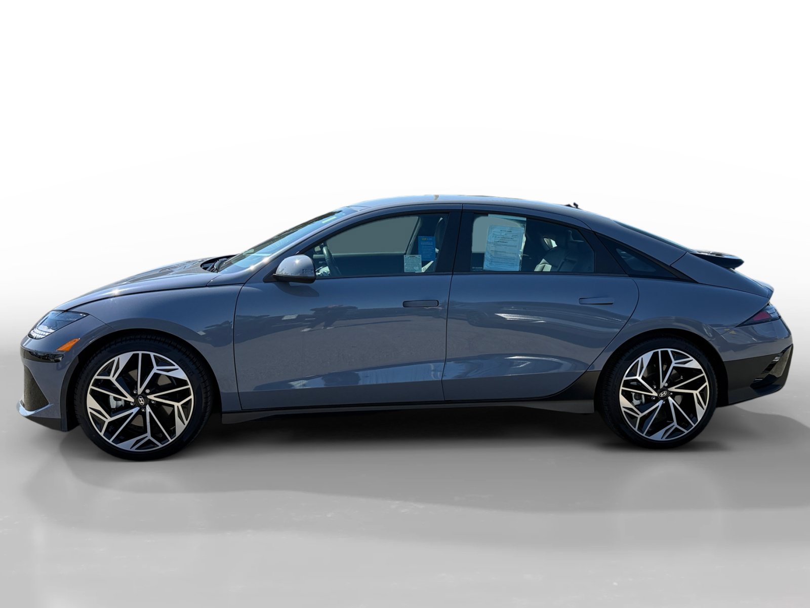 Certified 2025 Hyundai Ioniq 6 SEL RWD image 2