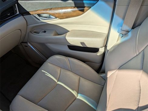 Used 2019 Cadillac Escalade Premium Luxury w/ LPO, Radiant Package image 18