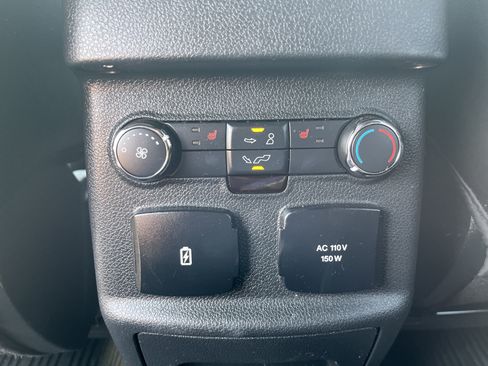 Used 2018 Ford Explorer Limited AWD/4WD image 17