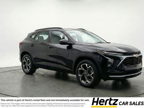 Used 2025 Chevrolet Trax LT w/ LT Convenience Package image 1