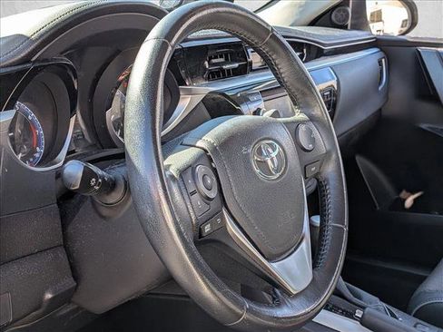 Used 2015 Toyota Corolla S image 9