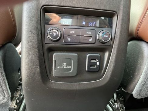 Used 2018 Buick Enclave Avenir w/ Avenir Technology Package image 35