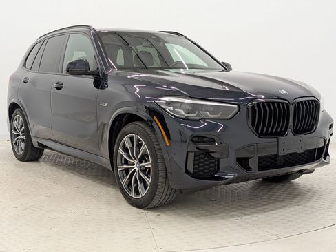 Used 2022 BMW X5 xDrive45e w/ M Sport Package image 7