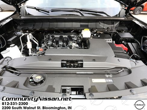 New 2026 Nissan Pathfinder SL AWD/4WD image 18