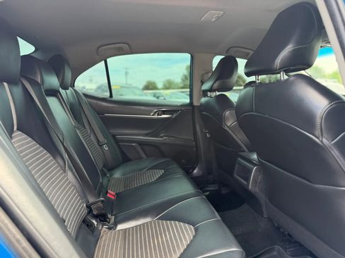 Used 2020 Toyota Camry SE image 40