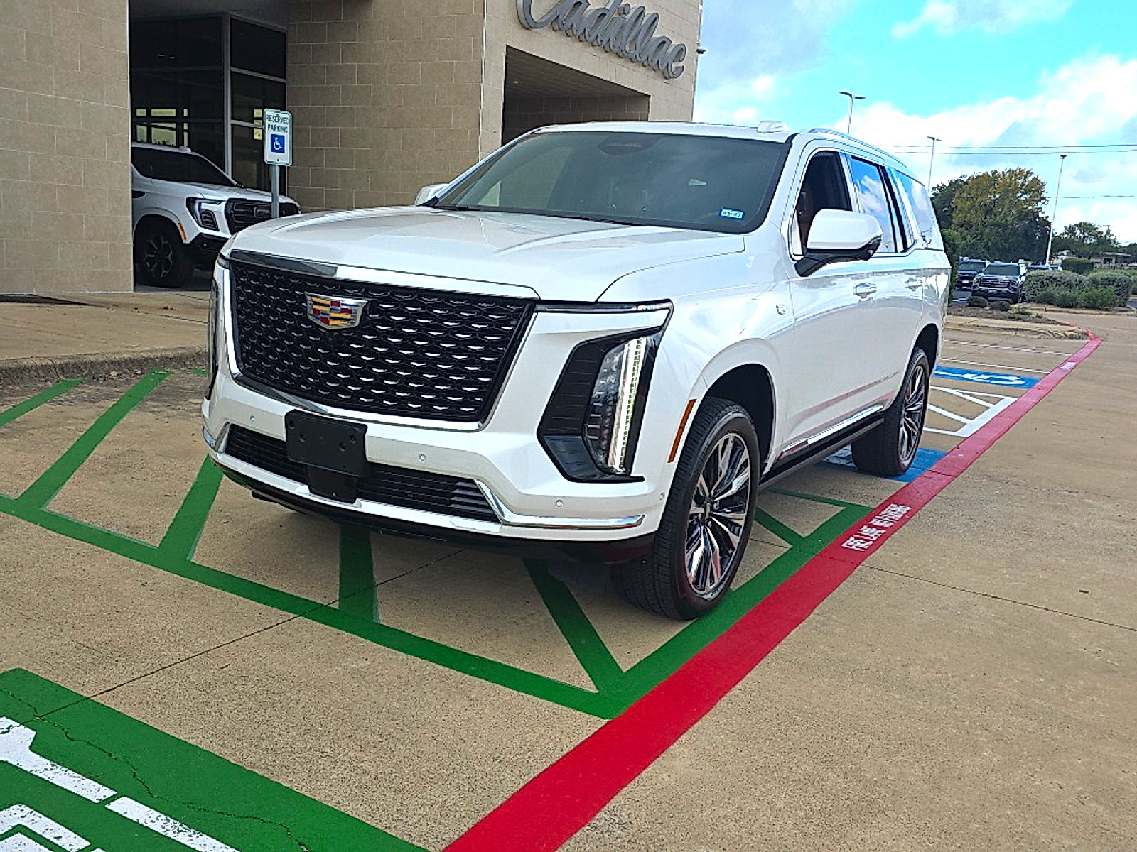 Used 2025 Cadillac Escalade Premium Luxury w/ Touring Package AWD/4WD image 3