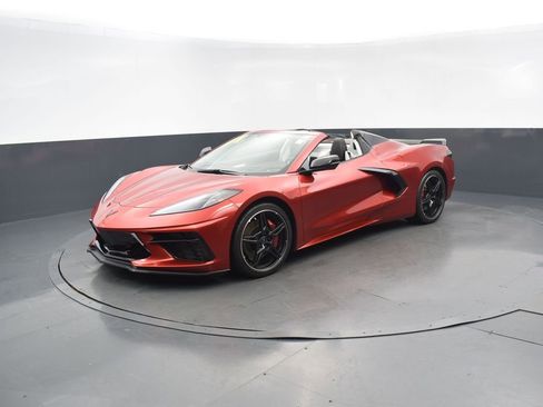 Used 2021 Chevrolet Corvette Stingray Premium Conv w/ Z51 Performance Package image 2