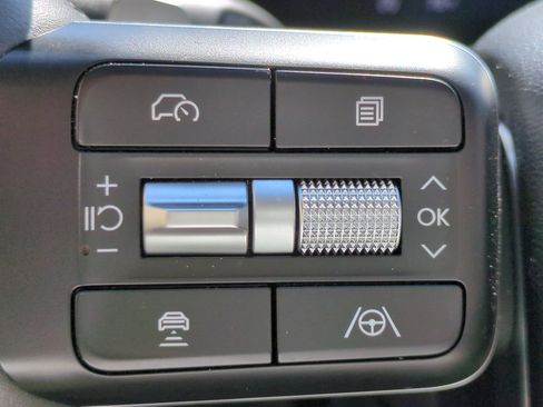 Used 2024 Hyundai Santa Fe Limited image 25