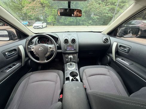 Used 2013 Nissan Rogue SV w/ Premium Pkg FWD image 7