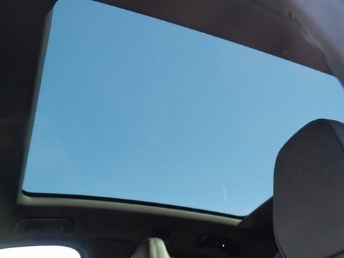 New 2026 Porsche Cayenne S image 30