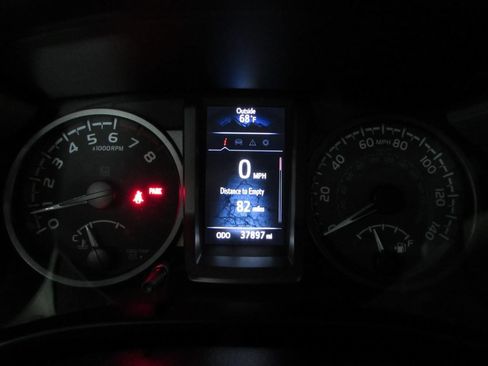 Used 2023 Toyota Tacoma TRD Off-Road w/ Black Out Package (TMS) AWD/4WD image 28