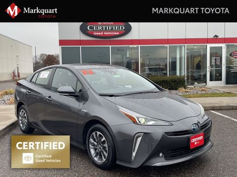 Certified 2022 Toyota Prius Limited image 1