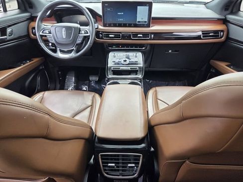 Used 2022 Lincoln Nautilus Reserve FWD image 15