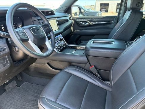 Used 2023 GMC Yukon Denali AWD/4WD image 17