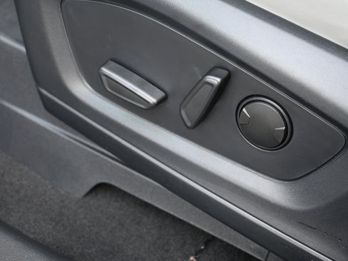 New 2026 Ford Explorer Active w/ Active Comfort Package image 32