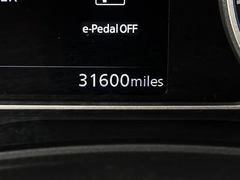 Used 2022 Nissan Leaf SL Plus image 26