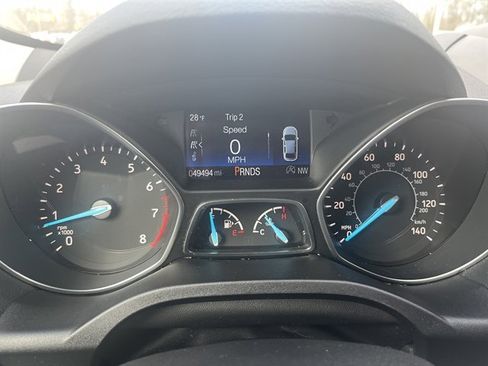 Used 2019 Ford Escape SE image 23