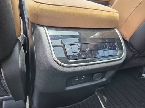 Used 2026 INFINITI QX80 Luxe AWD/4WD image 16