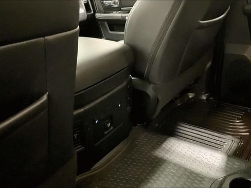 Used 2017 RAM 1500 Laramie image 11