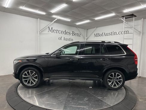 Used 2017 Volvo XC90 T6 Momentum w/ Momentum Plus Package image 4