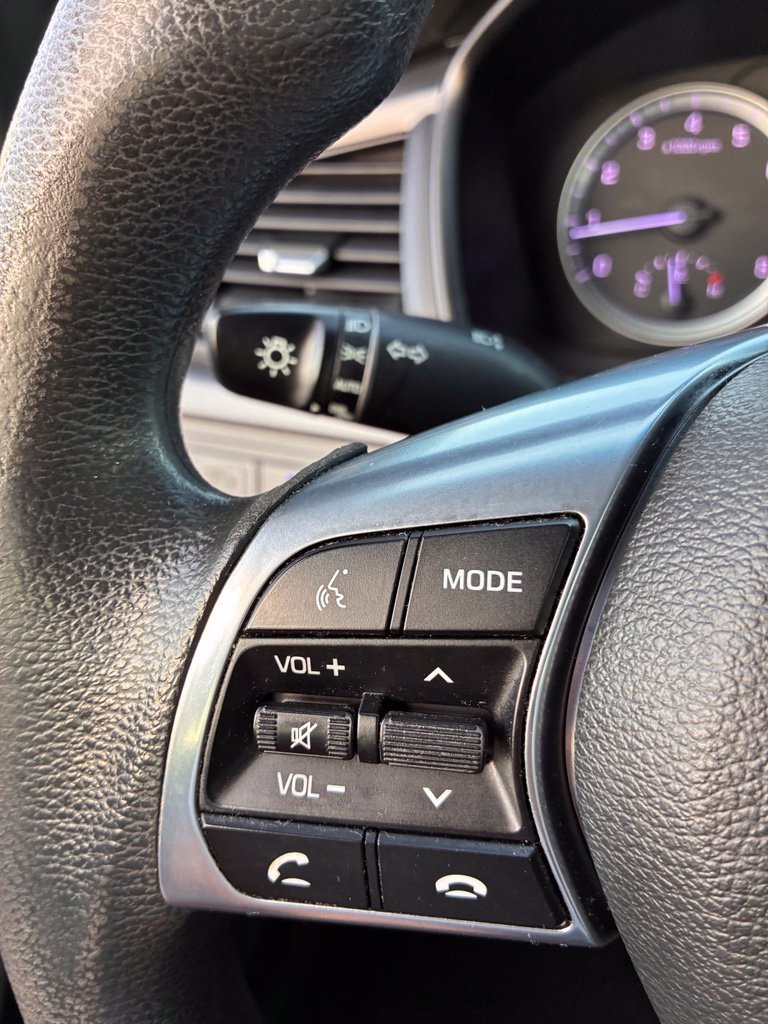 Used 2018 Hyundai Sonata SE FWD image 32