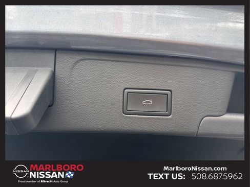 Used 2023 Volkswagen Atlas Cross Sport SE w/ Black Wheel Package image 14