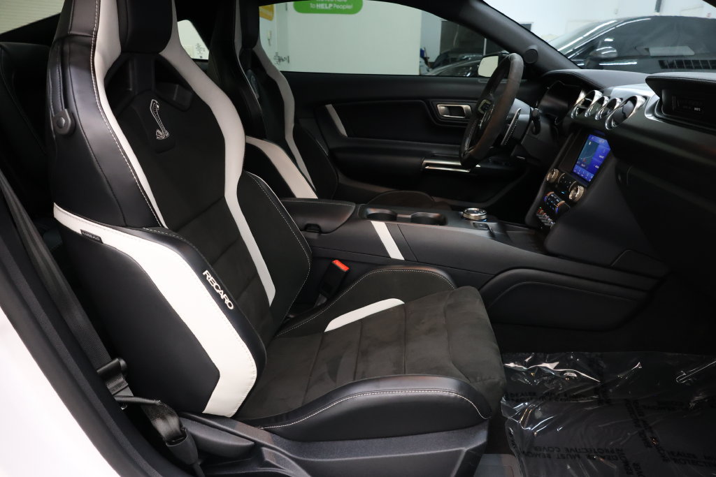 Used 2021 Ford Mustang Shelby GT500 w/ Technology Package RWD image 81