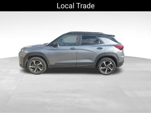 Used 2021 Chevrolet TrailBlazer RS w/ Sun and Liftgate Package AWD/4WD image 9