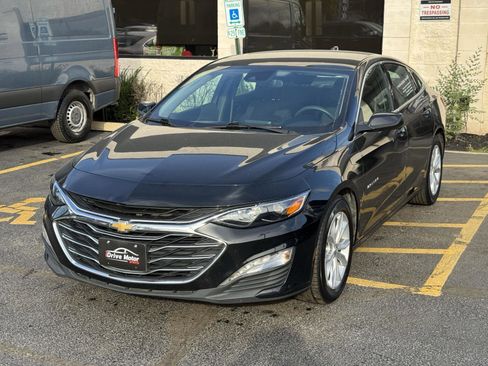 Used 2023 Chevrolet Malibu LT FWD image 4