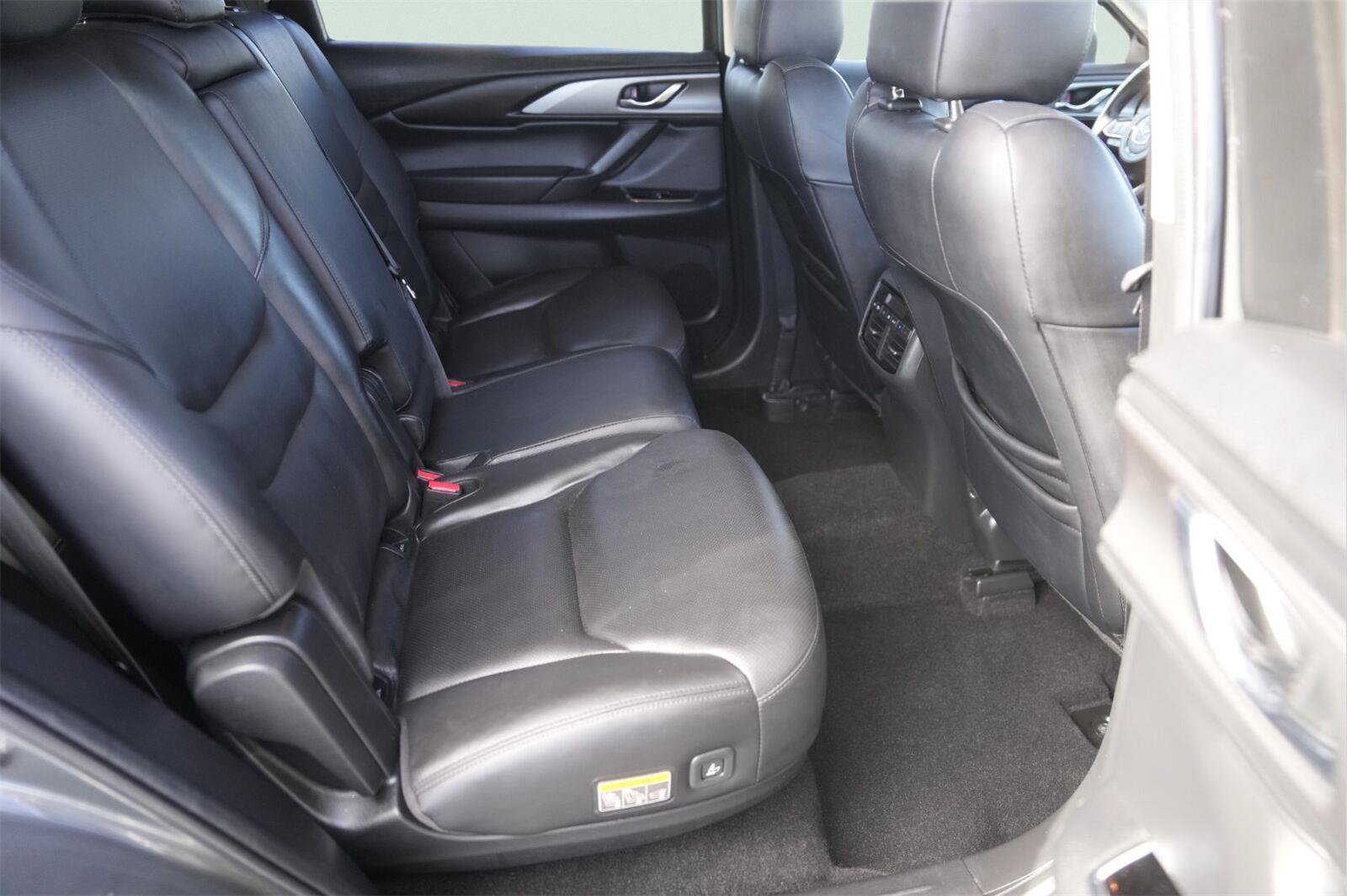 Used 2022 MAZDA CX-9 Touring AWD/4WD image 17