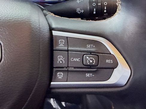 Used 2022 Jeep Compass Limited w/ Elite Group AWD/4WD image 15