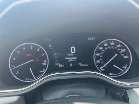 Used 2020 Toyota Avalon Limited FWD image 11