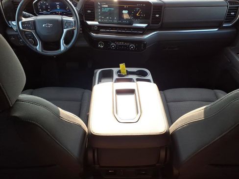 Used 2023 Chevrolet Silverado 1500 LT Trail Boss w/ Protection Package image 17