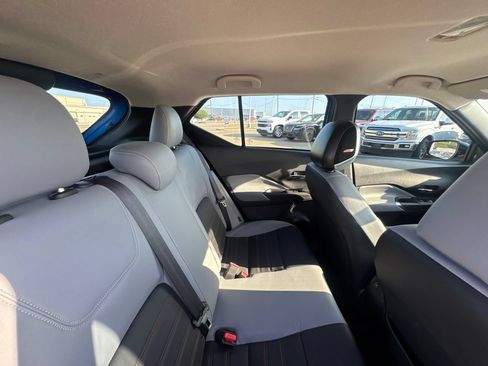 Certified 2024 Nissan Kicks SR w/ SR Premium Package FWD image 32