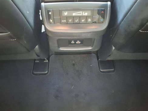 Used 2022 Nissan Pathfinder SL image 13