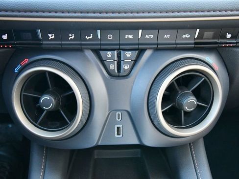 Used 2025 Chevrolet Blazer Premier w/ Driver Confidence II Package image 53