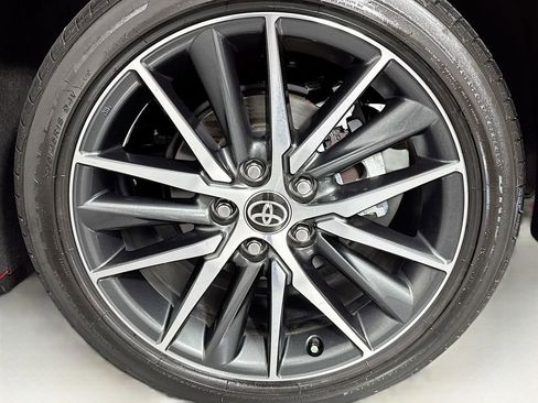 Used 2024 Toyota Camry XLE image 35