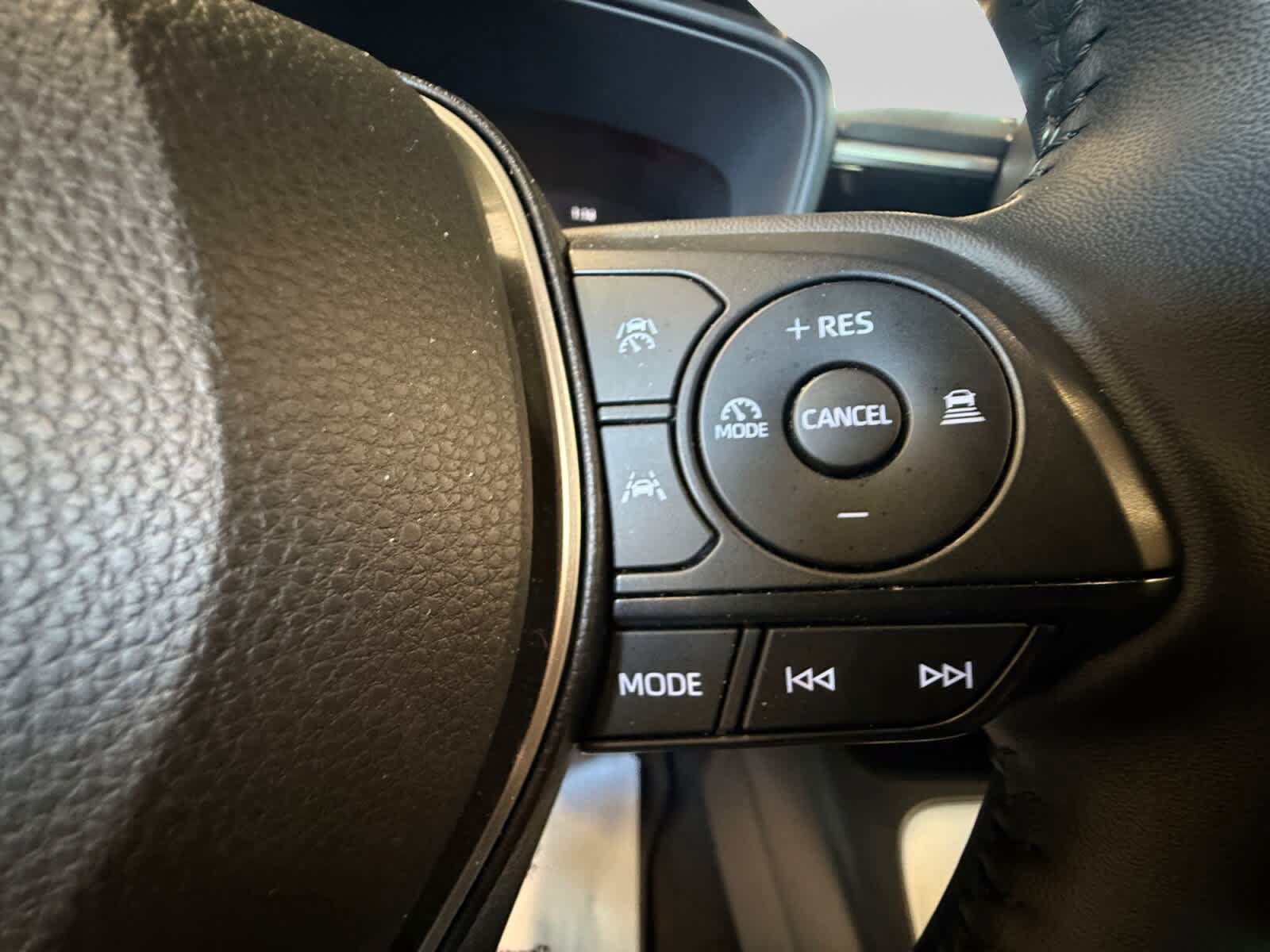 Used 2026 Toyota Corolla SE FWD image 20