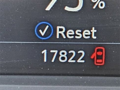 Certified 2025 Cadillac XT5 Premium Luxury image 29