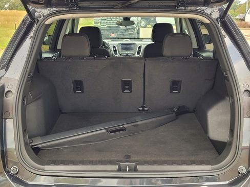 Used 2023 Chevrolet Equinox LT image 9