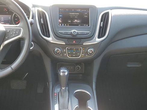 Used 2019 Chevrolet Equinox LT FWD image 14