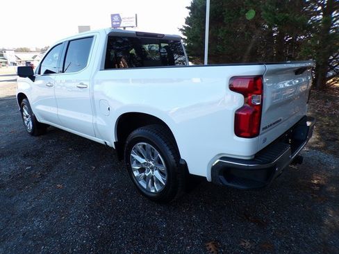 Used 2019 Chevrolet Silverado 1500 LTZ w/ LTZ Plus Package image 3