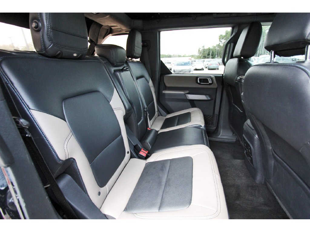 Used 2022 Ford Bronco Wildtrak AWD/4WD image 15