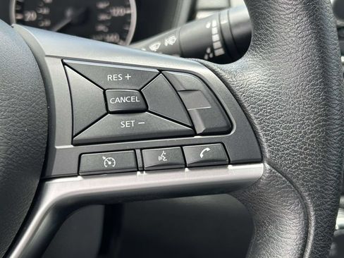 Used 2023 Nissan Altima 2.5 SV FWD image 22