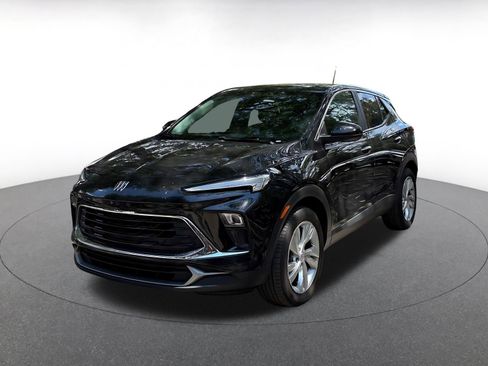 Used 2025 Buick Encore GX Preferred FWD image 3