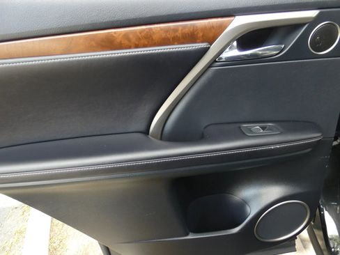 Used 2020 Lexus RX 350L FWD w/ Premium Package image 46