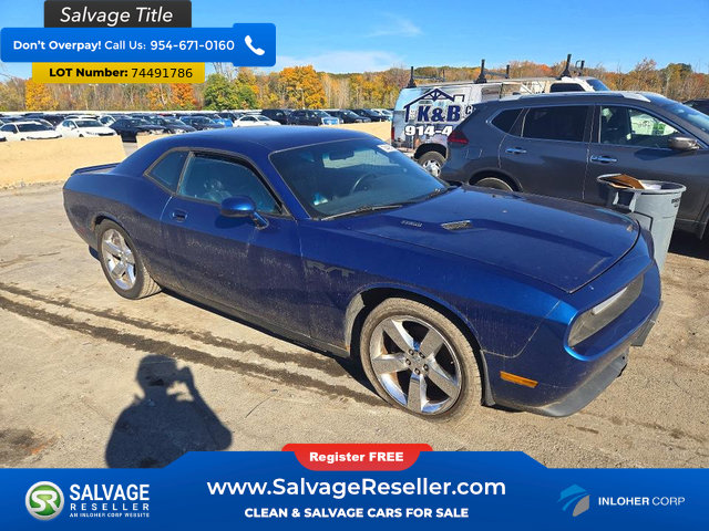Used 2010 Dodge Challenger R/T RWD image 5