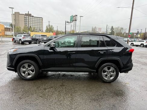 Used 2024 Toyota RAV4 XLE image 5