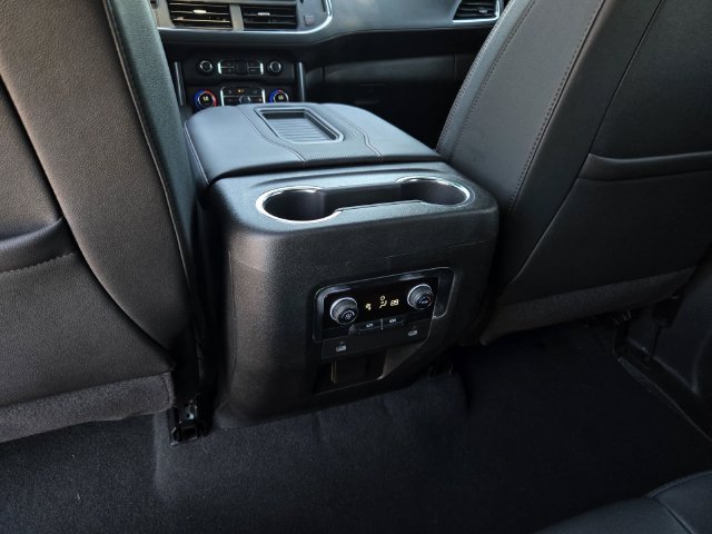 Used 2023 Chevrolet Suburban RST AWD/4WD image 18