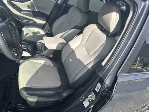 Used 2022 Subaru Forester Limited w/ Popular Package #2 image 14